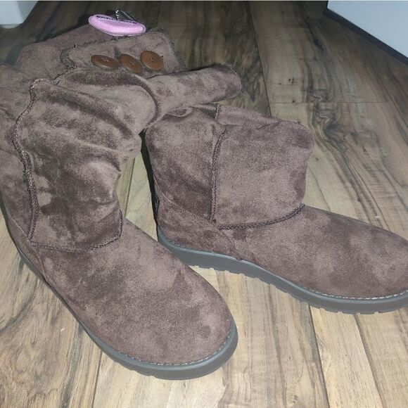 Skechers Women's Faux Fur Winter Boots With Memory Foam Size: 7 - Picture 9 of 9